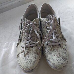 Remonte Soft side-zipper sneakers floral metallic Women's 42/UK 8 /US10.5